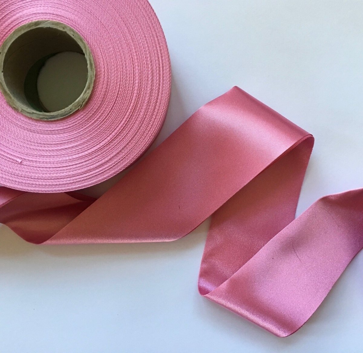 2" Daphne Rose Bulk Satin Blanket Binding 25 YDBulk Roll